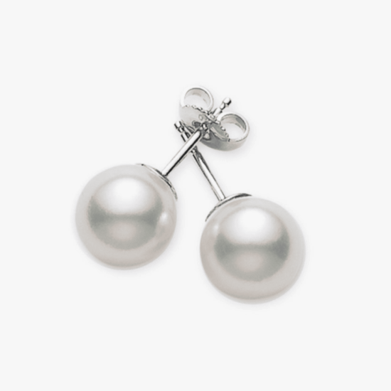Aretes topos Mikimoto Everyday Essentials oro blanco 18k y perlas