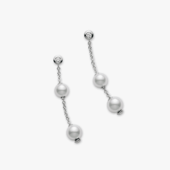 Aretes largos Mikimoto Pearls in motion oro blanco 18k, perlas y diamantes