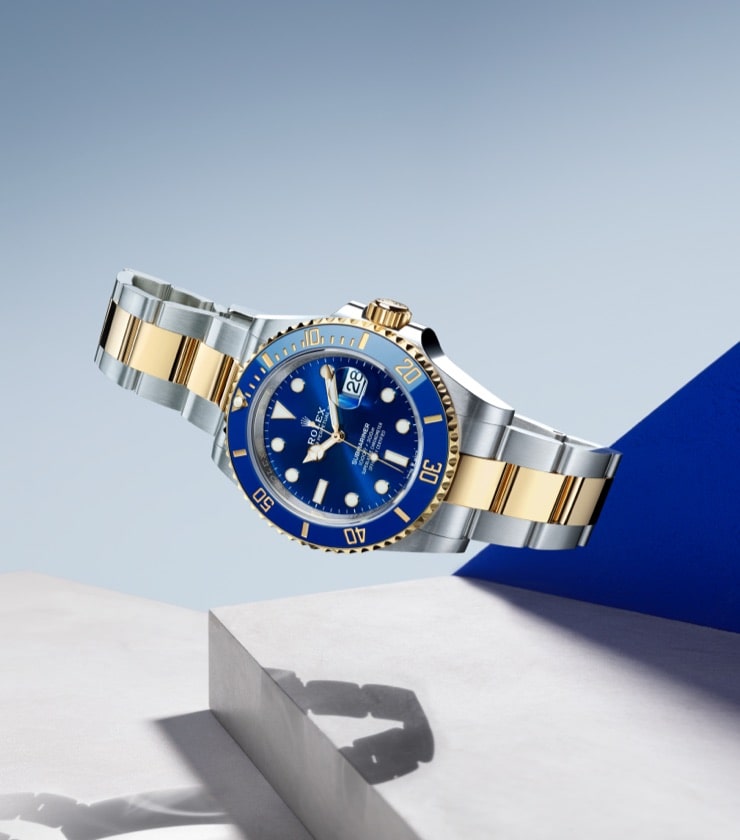 rolex submariner m126613lb 0002 2206es 001 xl portrait min