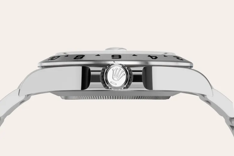 Explorer II 15 m226570 0001 060