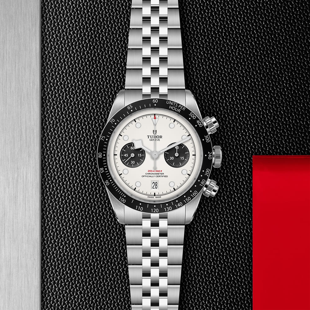 Black Bay Chrono 1 m79360n 0014 flatlay std