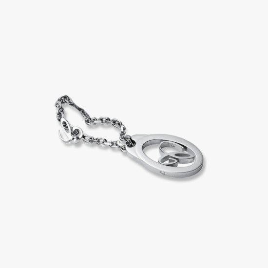 Llavero Chopard “C” giratoria – Metal plateado