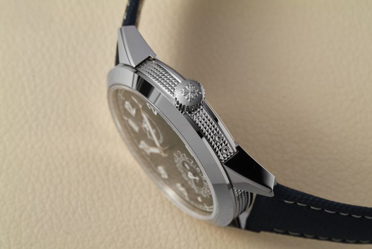 EN DETALLE: PATEK PHILIPPE CALATRAVA 8 1 Patek Philippe 5328G case profile 768x513