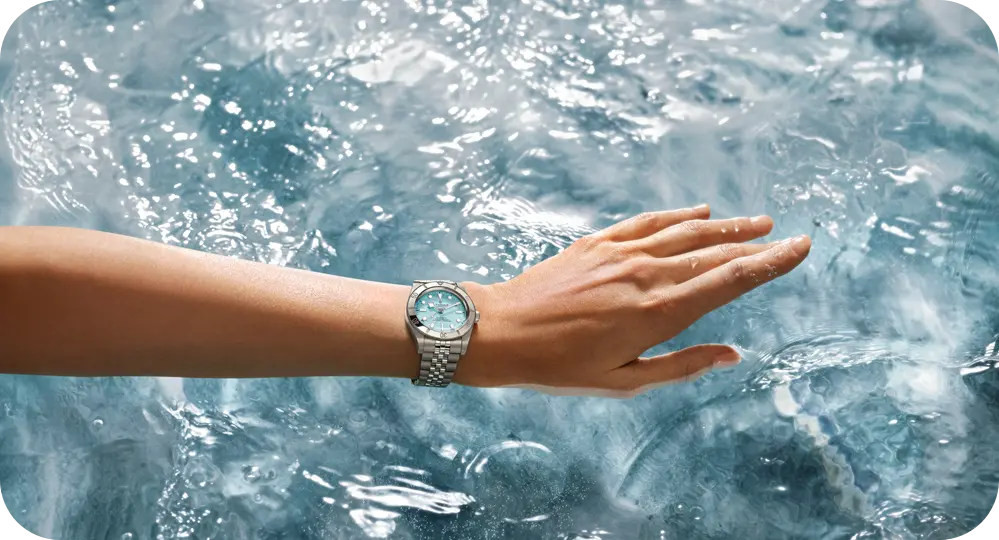 Descubre el nuevo Black Bay 54 “Lagoon Blue” de TUDOR. 1 t25 pro m790000001 014 v3 S01sU2YwvoEkUm1s