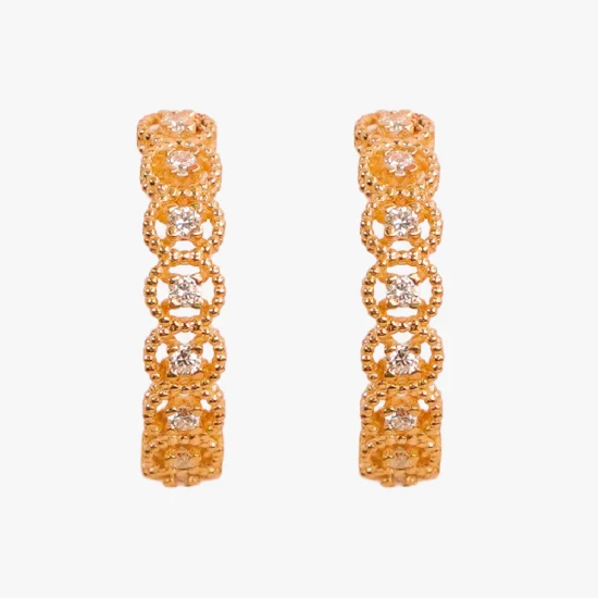 Aretes candongas línea de filigrana Bauer Herencias oro amarillo 18K y diamantes.