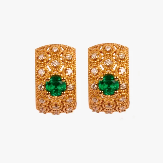 Aretes candongas de filigrana Bauer Herencias oro amarillo 18K, esmeraldas y diamantes