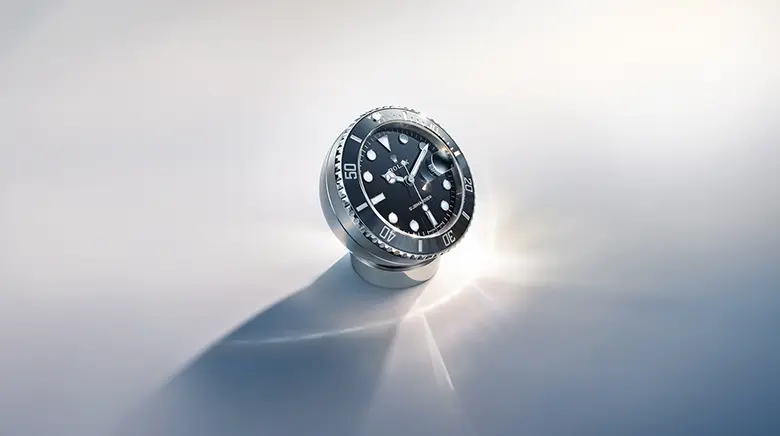 rolex accessories table clock introduction c909010ln 0001 2512stj 001 srgb portrait